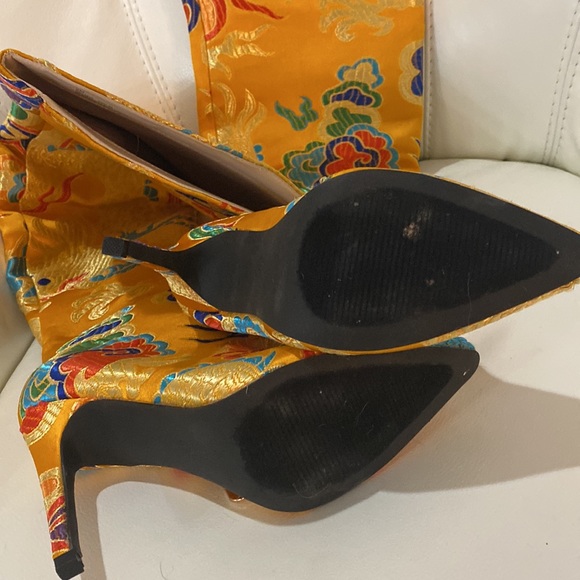 Cape Robbin Embroidered Boots - Picture 2 of 2